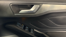 Ford Focus 1.0 EcoBoost Titanium 5dr Petrol Hatchback